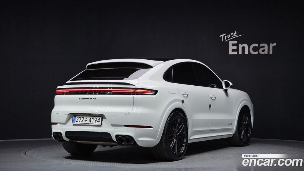Porsche Cayenne 4.0 GTS Coupe, 2025