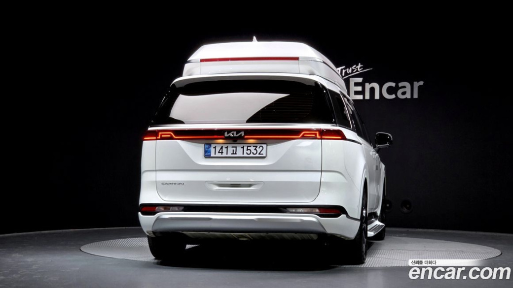 Kia Carnival 7-Seater Hi-Limousine, 2022