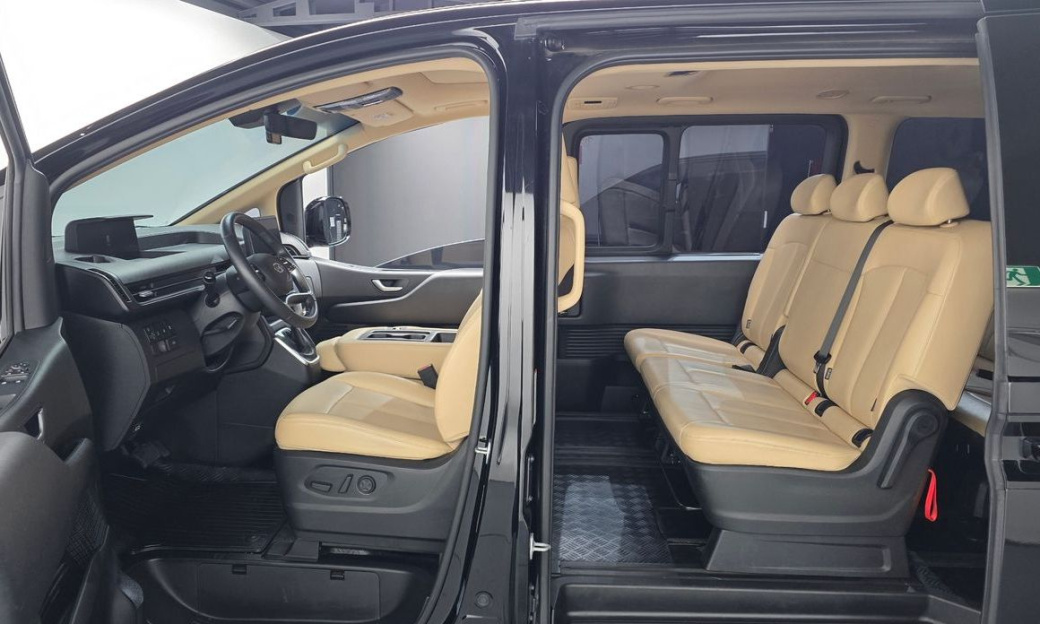 Hyundai Staria Tourer 9-Seater, 2024