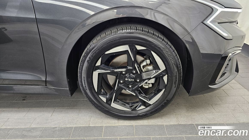Kia K5 2.0, 2024