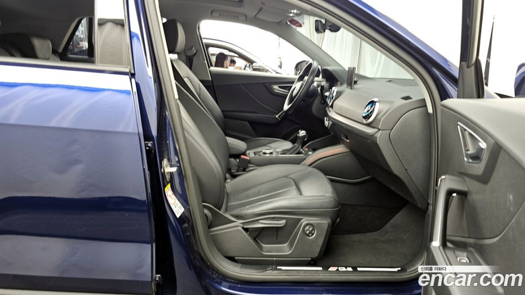 Audi Q2 35 TDI, 2023
