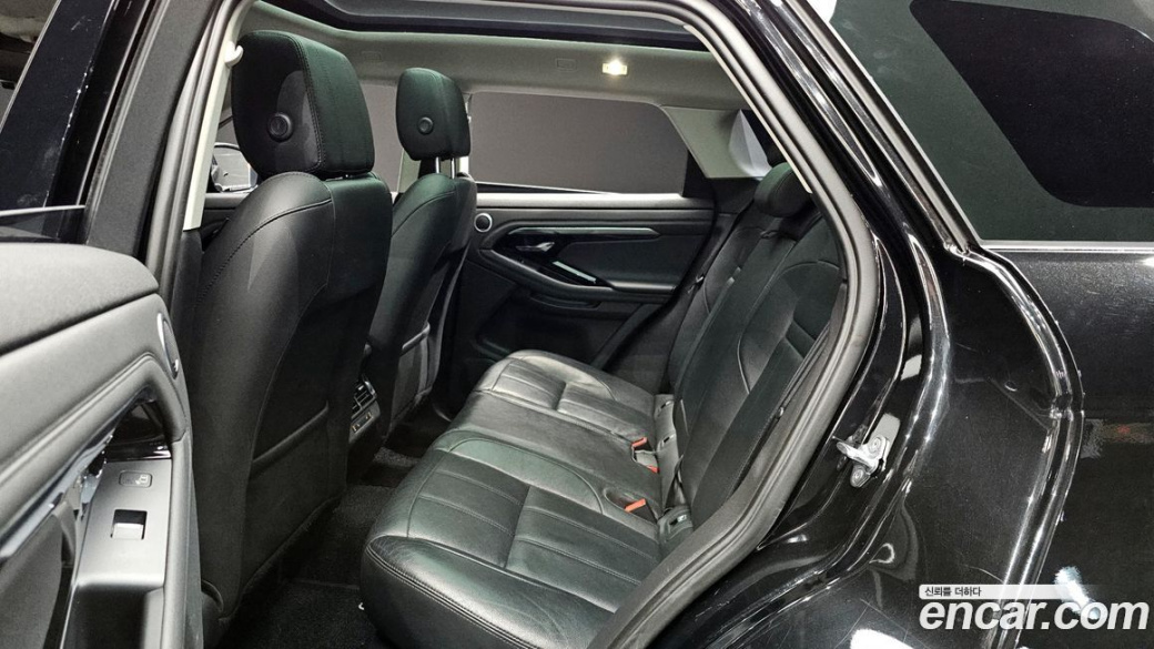Land Rover Range Rover Evoque P250 SE, 2021
