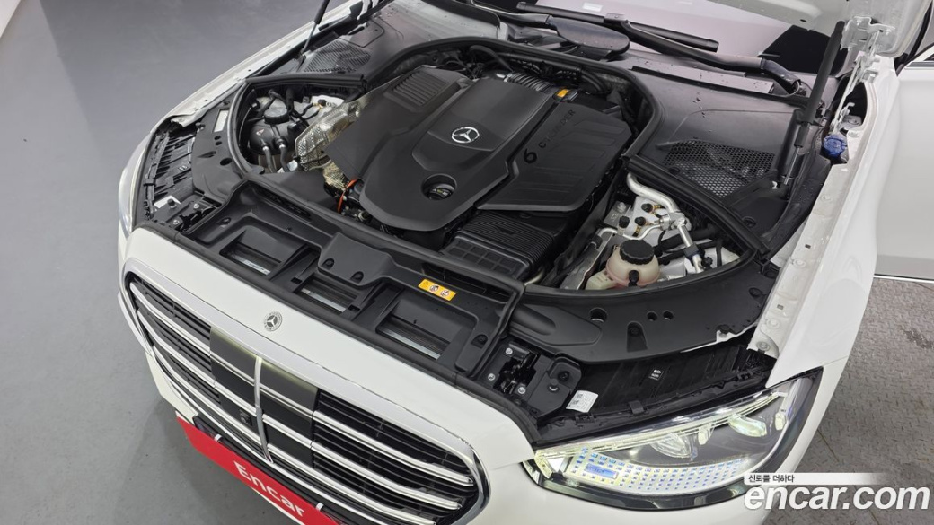 Mercedes-Benz S-Class S450 d 4MATIC, 2024