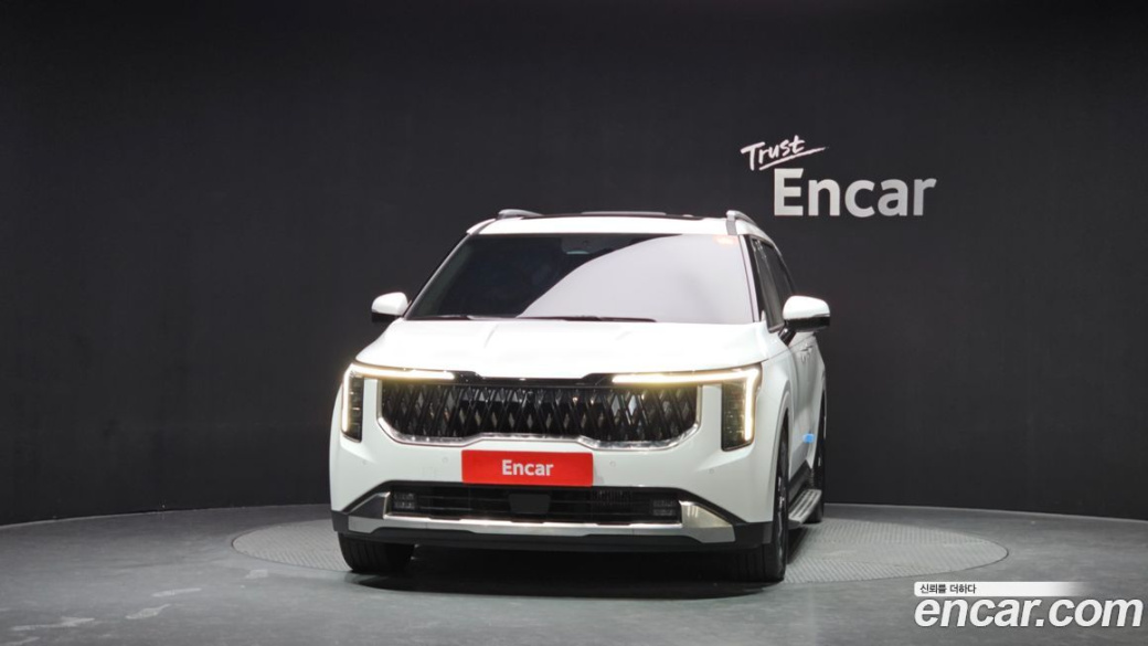 Kia Carnival 7-Seater Signature, 2024