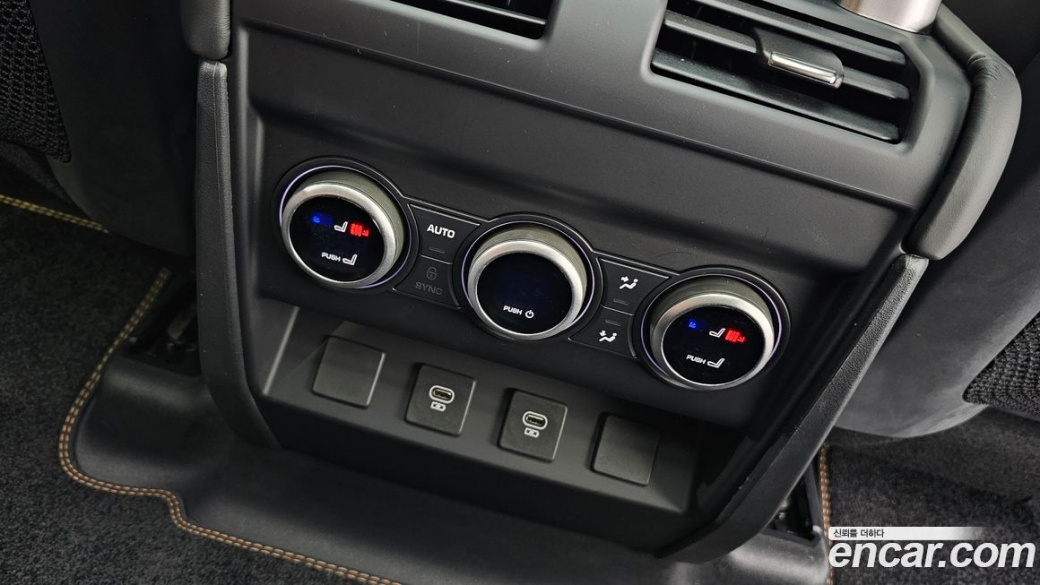 Land Rover Defender 130 P400 X-Dynamic HSE, 2024