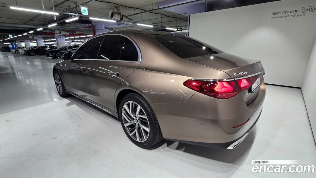 Mercedes-Benz E-Class E220d 4MATIC Exclusive, 2024