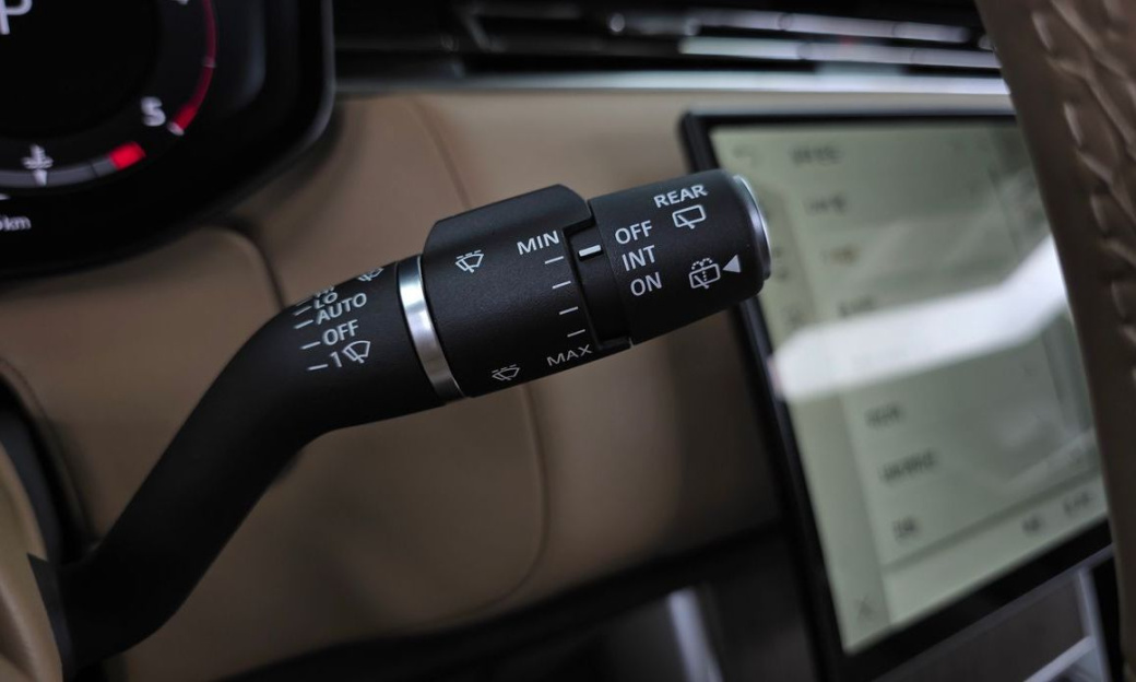 Land Rover Range Rover D350 Autobiography Long Wheel Base, 2024