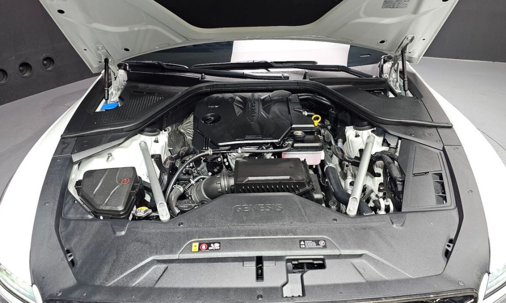 Genesis G80 Gasoline 2.5 Turbo AWD, 2025
