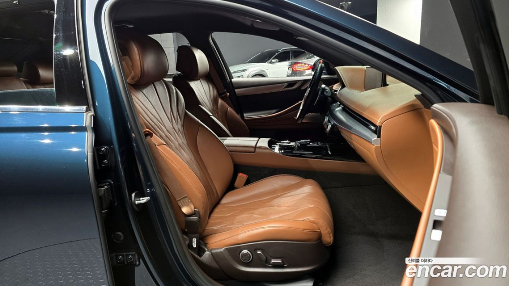 Genesis G80 Gasoline 2.5 Turbo AWD, 2024