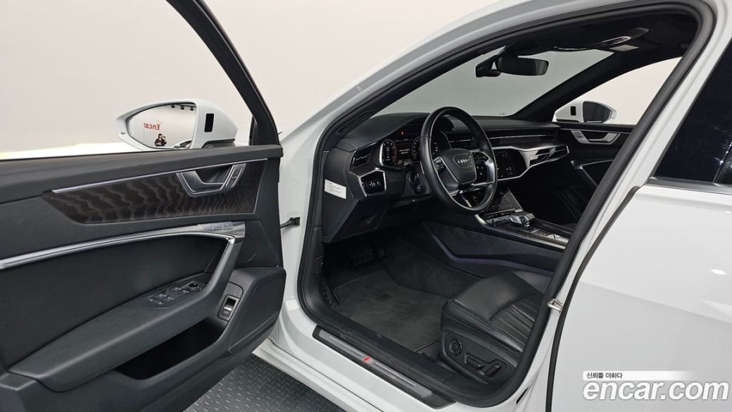 Audi A6 45 TFSI Quattro Premium, 2022