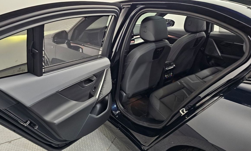 BMW 5-Series 530i xDrive M Sport, 2025