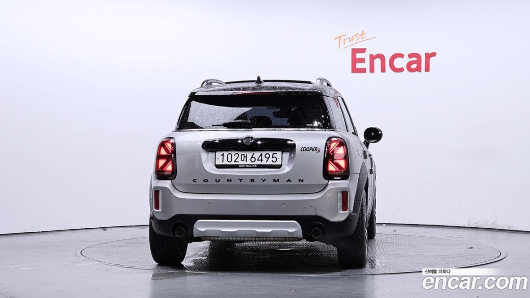 Mini Countryman ALL4 Classic Launch Pack, 2023