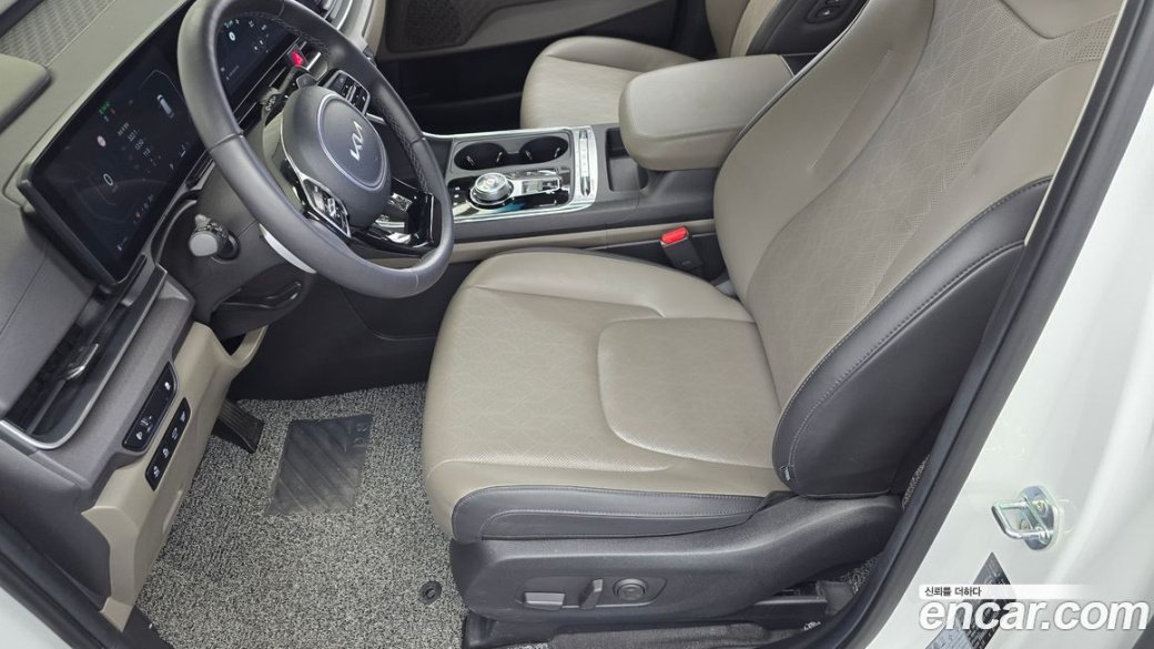 Kia Carnival 9-Seater Noblesse, 2024