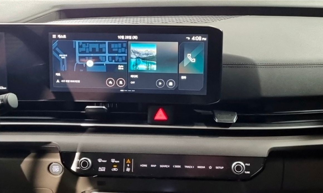 Kia Carnival 9-Seater Noblesse, 2025