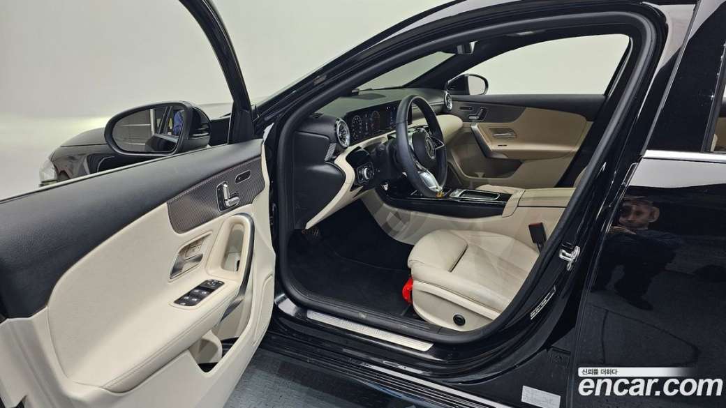 Mercedes-Benz A-Class A220 Sedan, 2025