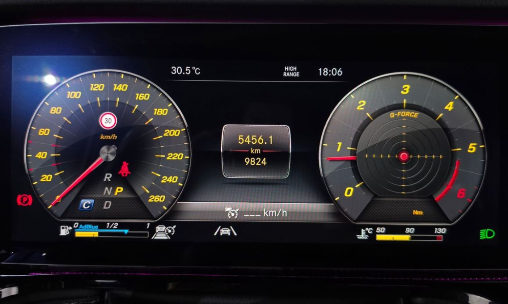 Mercedes-Benz G-Class G400d, 2023