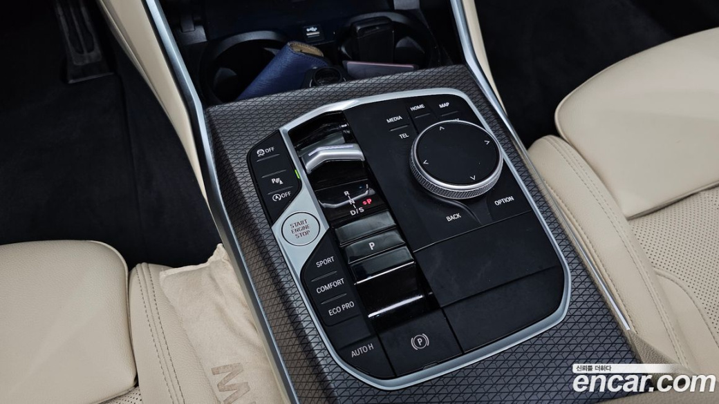 BMW 3-Series 320i M Sport, 2024