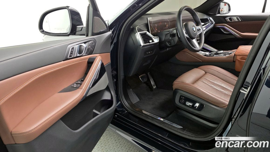 BMW X6 xDrive40i M Sport, 2025