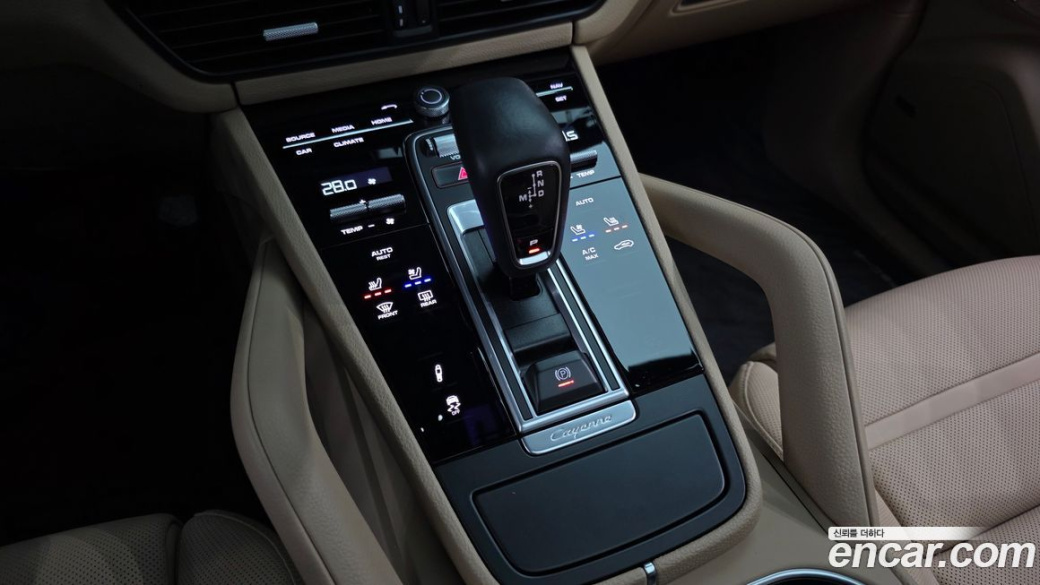Porsche Cayenne 3.0 COUPE PLATINUM EDITION, 2023