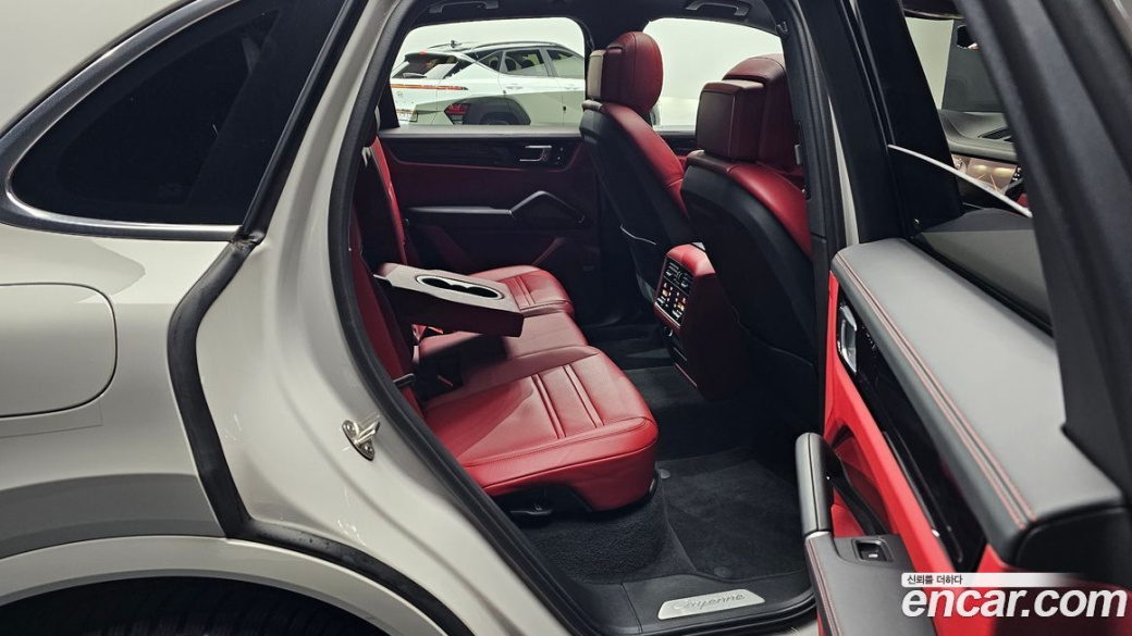 Porsche Cayenne 3.0, 2023