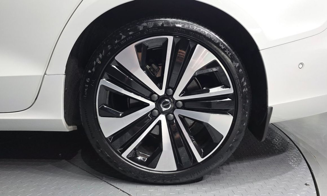 Volvo S60 B5 Ultimate Bright, 2024