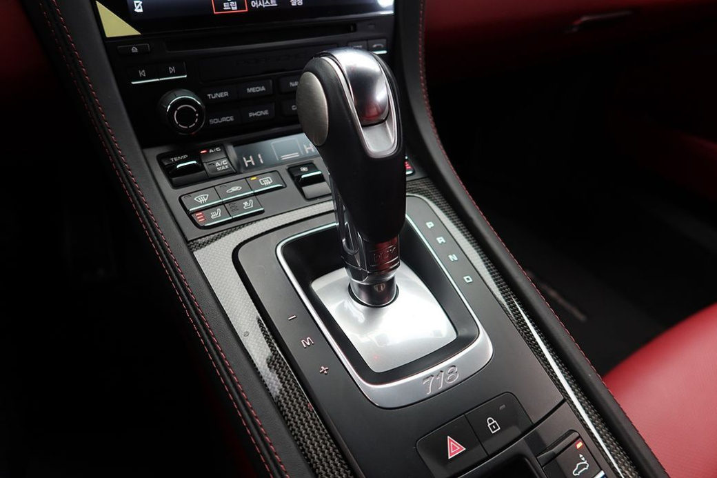 Porsche 718 4.0 GTS, 2024