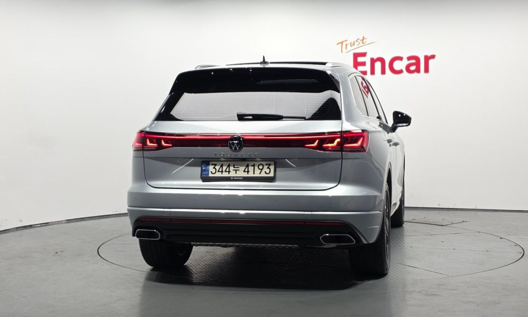 Volkswagen Touareg 3.0 TDI Prestige, 2024