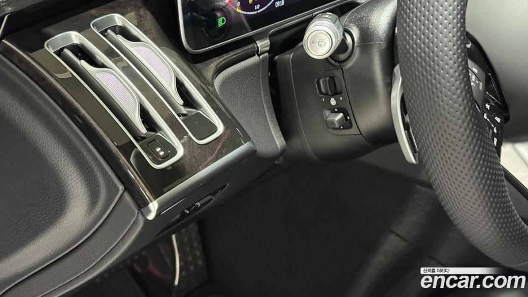 Mercedes-Benz S-Class S500L 4MATIC, 2025