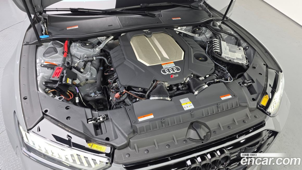 Audi RS7 4.0 TFSI Quattro Performance, 2025