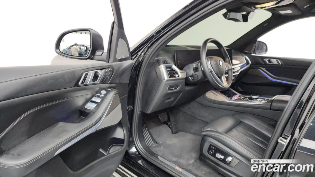BMW X7 xDrive 40i Design Pure Excellence 7-Seater, 2024