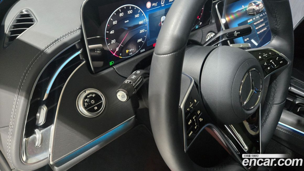 Mercedes-Benz E-Class E200 Avantgarde, 2025