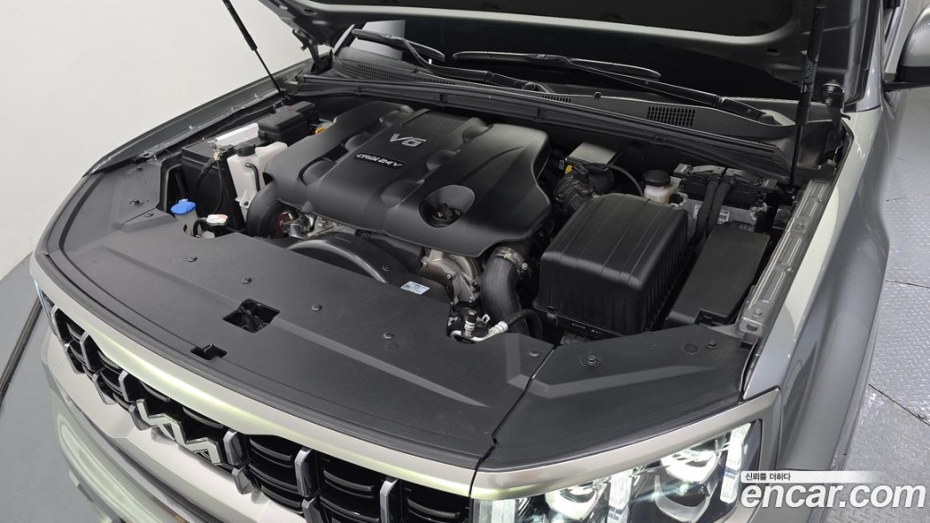 Kia Mohave Diesel 3.0 4WD 6-Seater, 2023