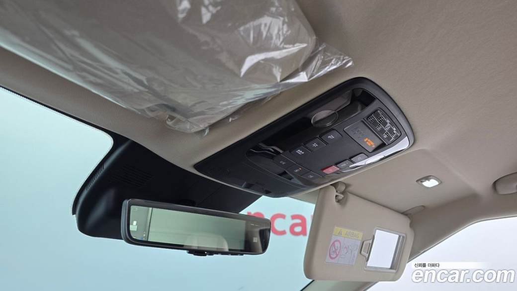 Kia Carnival 7-Seater Signature, 2024