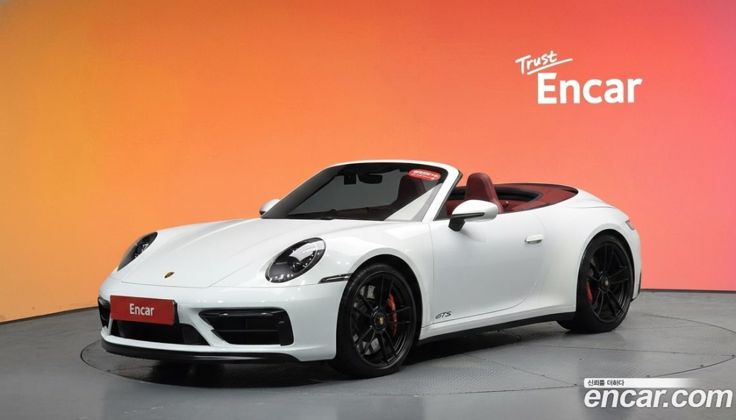 Porsche 911 Carrera 4 GTS Cabriolet, 2022