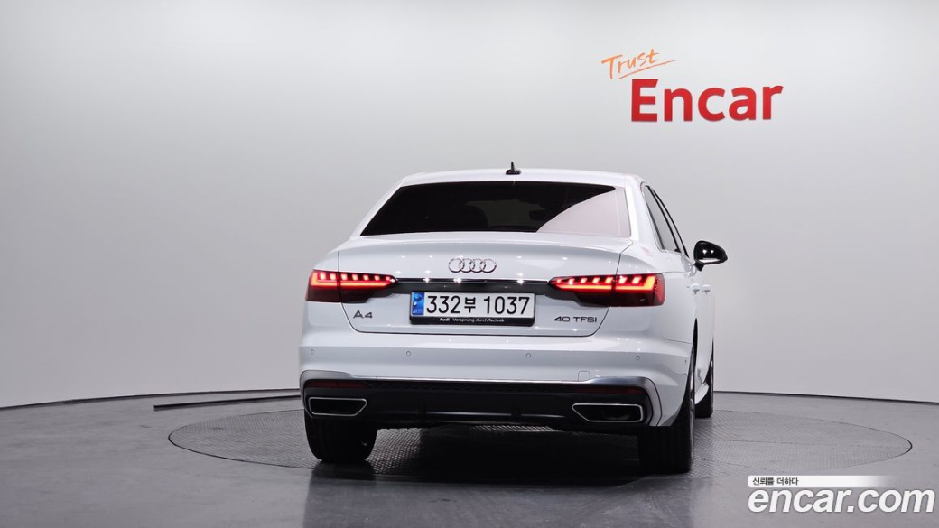 Audi A4 40 TFSI Premium, 2023