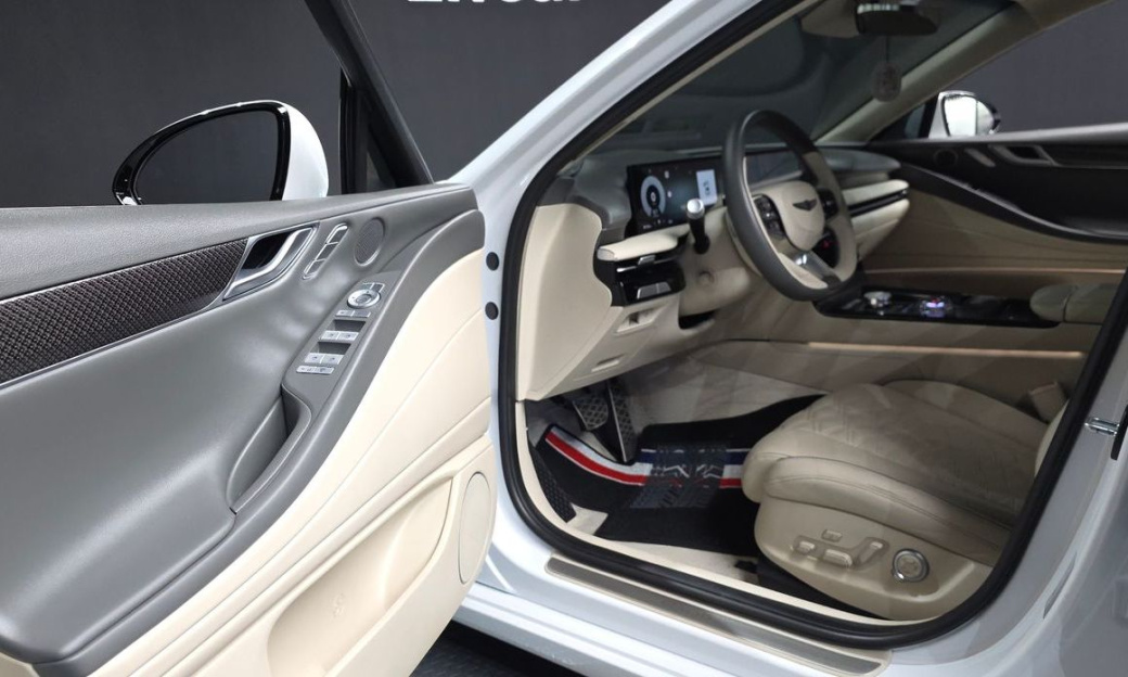 Genesis G80 Gasoline 2.5 Turbo 2WD, 2025