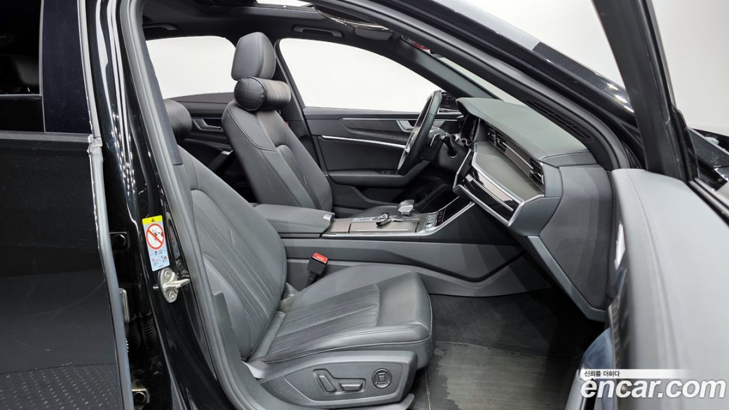 Audi A6 45 TFSI Quattro Premium, 2022