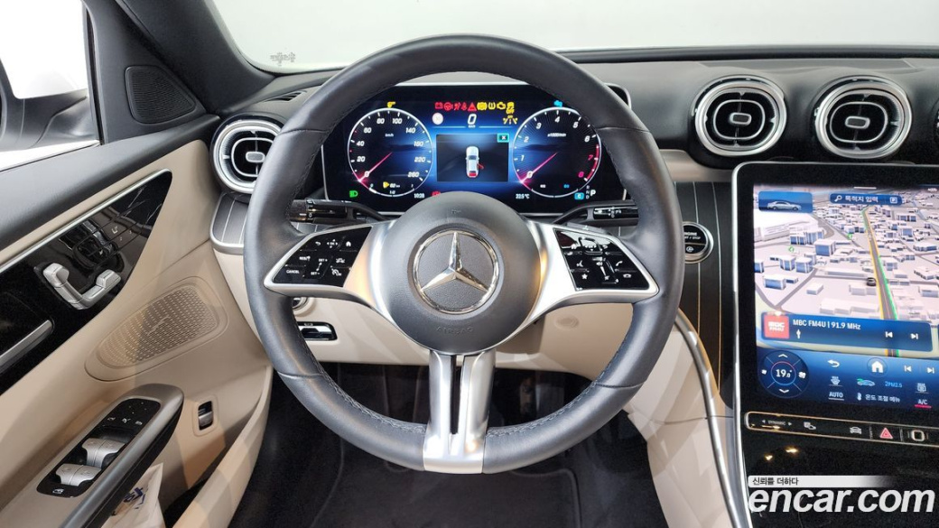 Mercedes-Benz C-Class C300 4MATIC Avantgarde, 2023