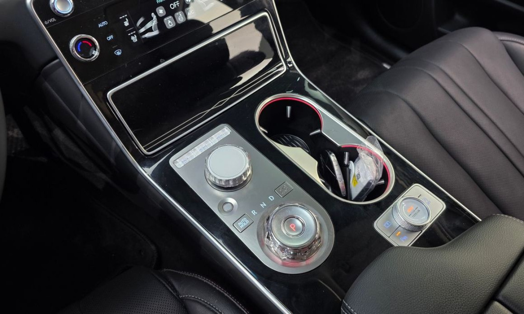 Genesis GV80 2.5T Gasoline AWD, 2024