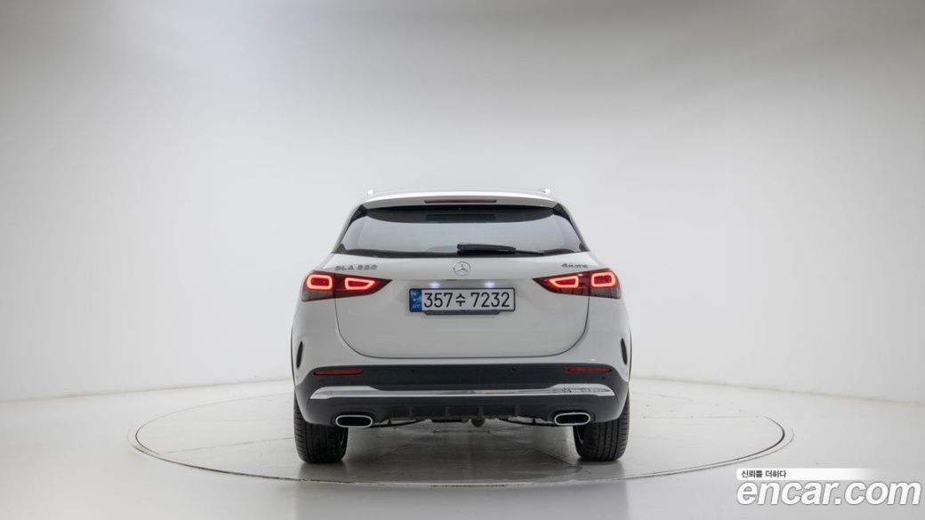 Mercedes-Benz GLA-Class GLA250 4MATIC, 2023