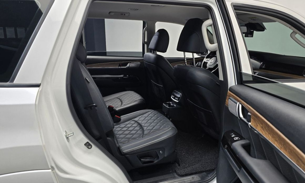 Kia Mohave Diesel 3.0 4WD 6-Seater, 2021