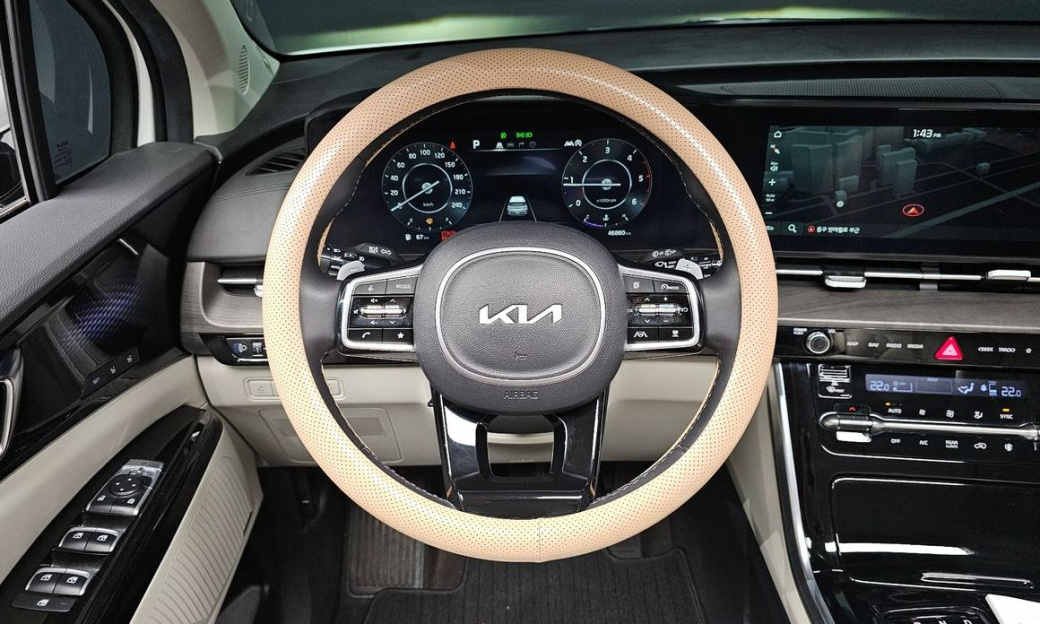 Kia Carnival 9-Seater Signature, 2023