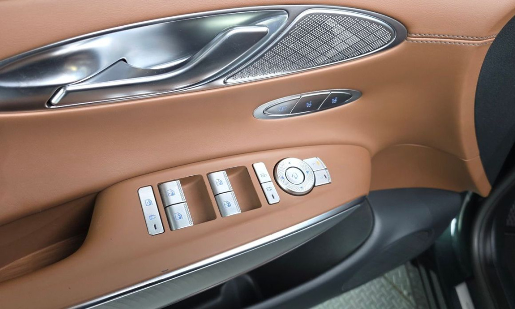Genesis GV70 2.5T Gasoline 2WD, 2021