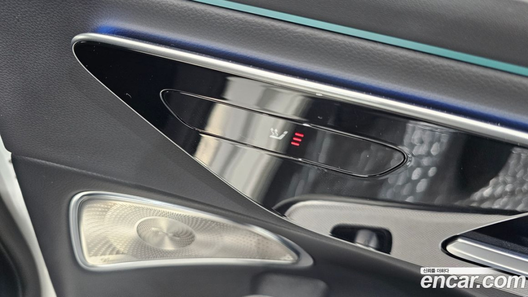 Mercedes-Benz E-Class E300 4MATIC AMG Line, 2024