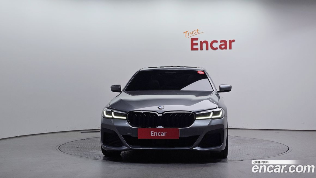 BMW 5-Series 520i M Sport, 2023