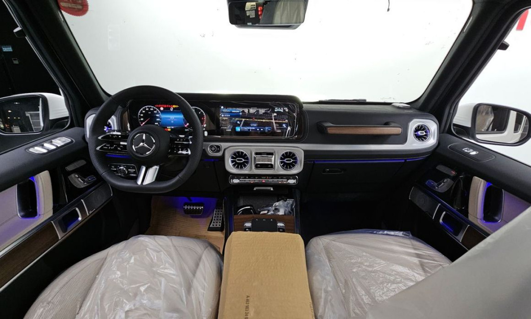 Mercedes-Benz G-Class G450d, 2026