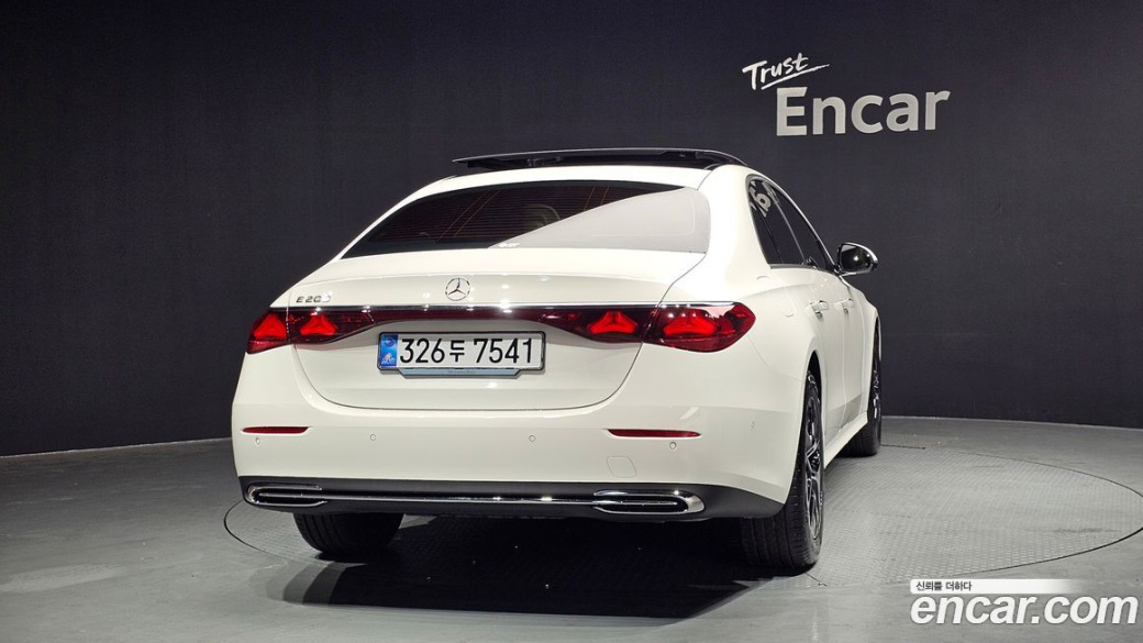 Mercedes-Benz E-Class E200 Avantgarde, 2026