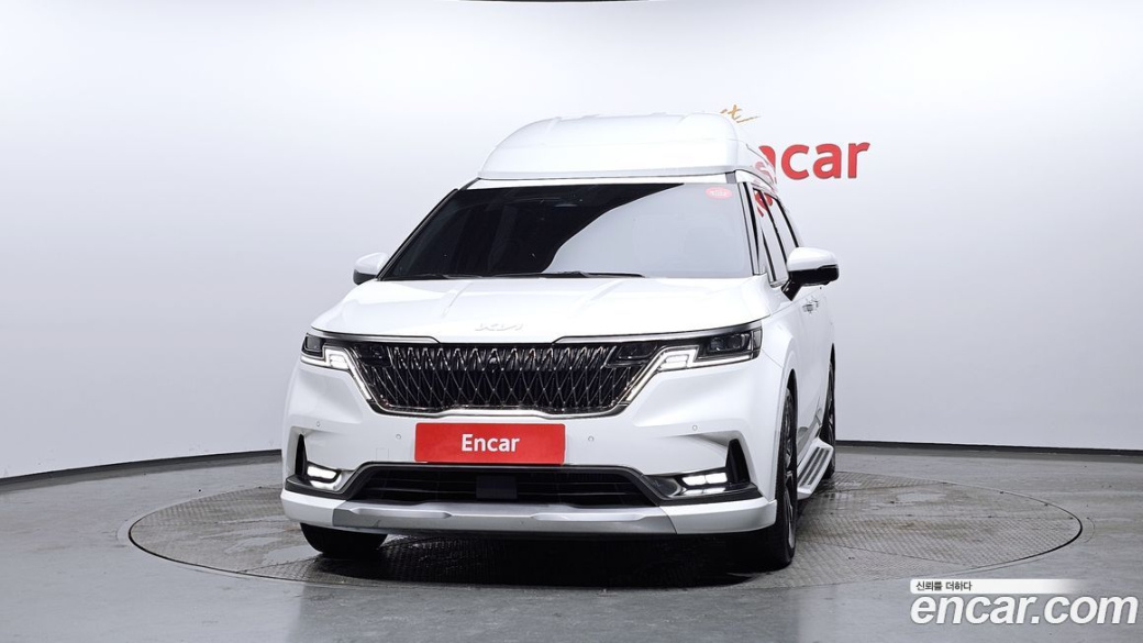 Kia Carnival 9-Seater Hi-Limousine, 2023