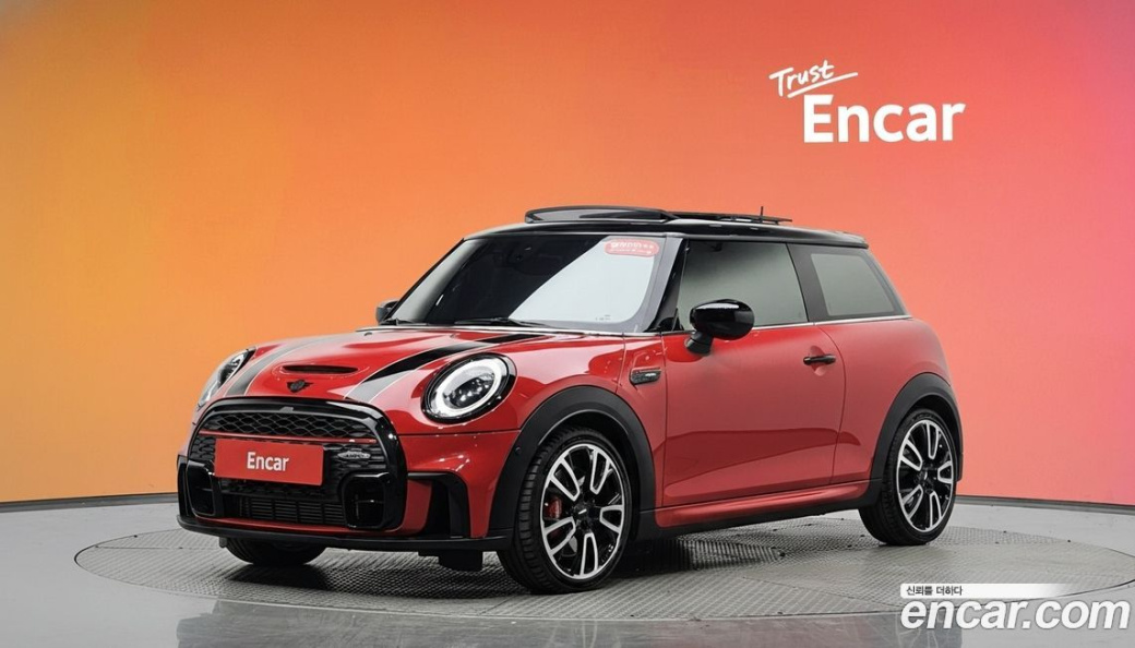 Mini Cooper JCW, 2024