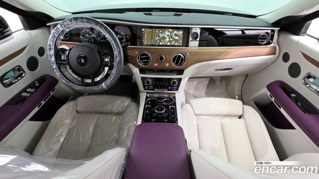 Rolls-Royce Ghost 6.7 V12, 2023